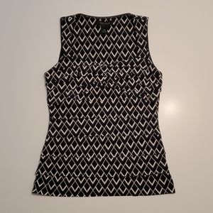 WHBM Black/Creamy White Sleeveless Top XS
